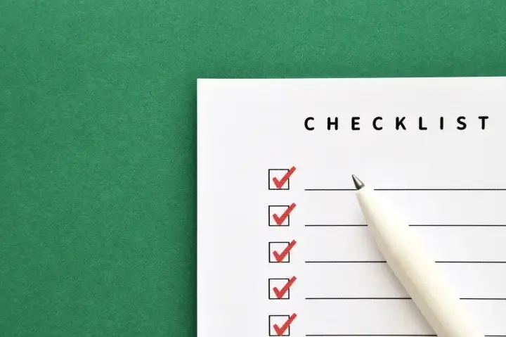 なぜ、あなたのサイトのLLMO実力診断が必要なのか？