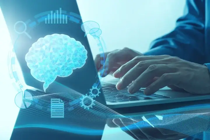 LLMO対策を外注・内製するときの判断基準は？