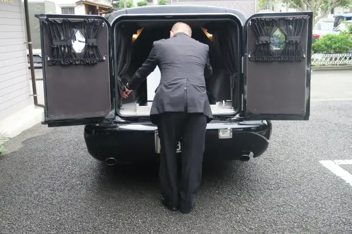 AI検索で引用される葬儀社と引用されない葬儀社の差を生む要因