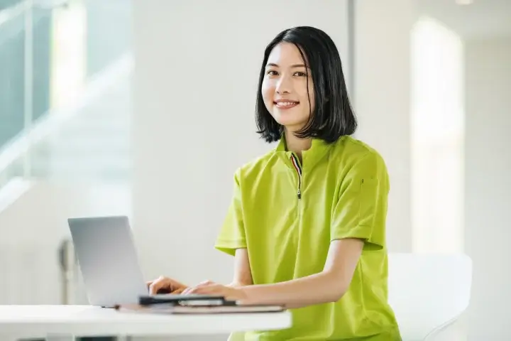 介護施設のLLMO対策はどこまで自社で対応できる？