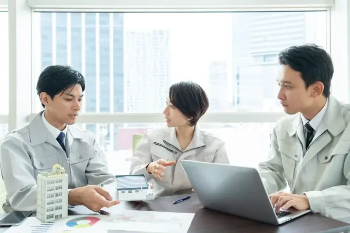 電気工事会社のLLMO対策にかかる費用はいくら？